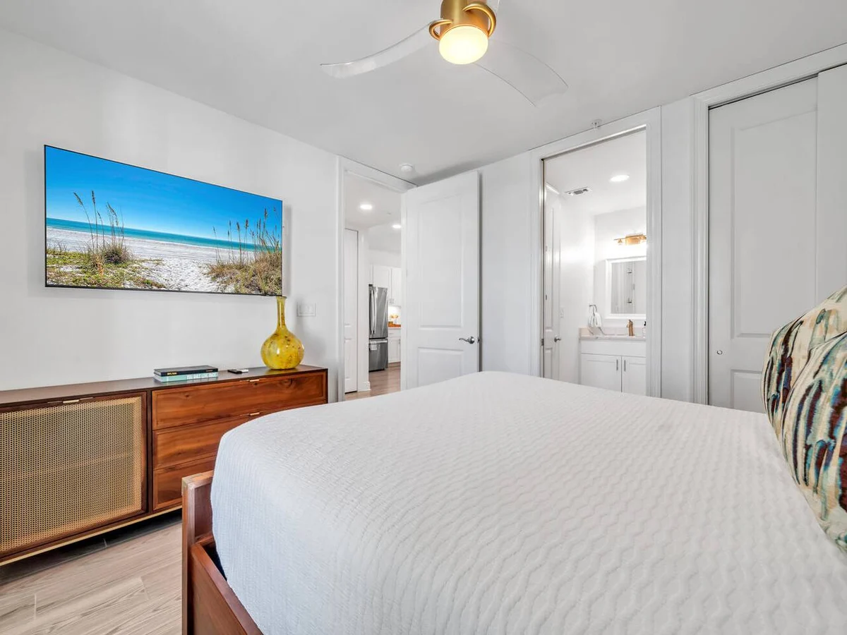 Walk to Deeded Beach! Beach Gear! Hot Tub! Pools! #39