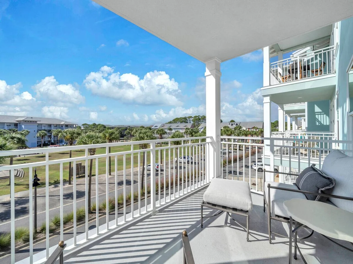 Walk to Deeded Beach! Beach Gear! Hot Tub! Pools! #44
