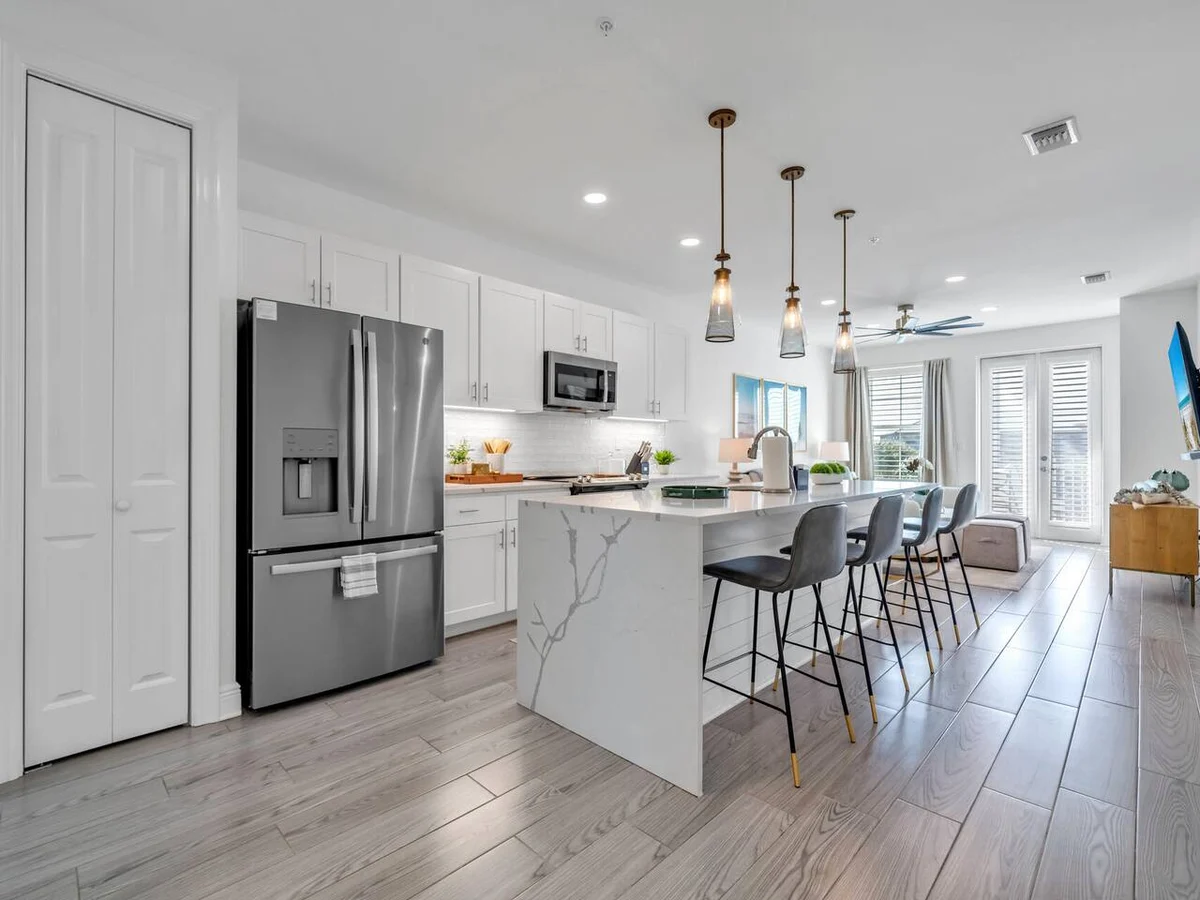 Walk to Deeded Beach! Beach Gear! Hot Tub! Pools! #56