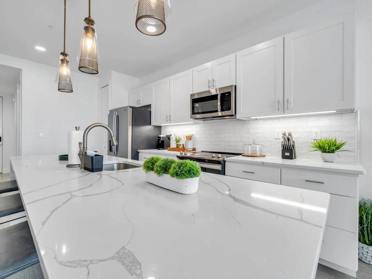 Walk to Deeded Beach! Beach Gear! Hot Tub! Pools! #57