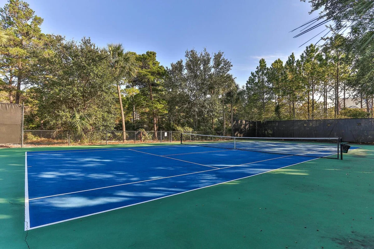 Walk to Deeded Beach! Beach Gear! Hot Tub! Pools! #83