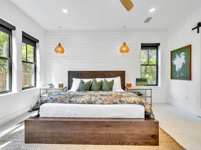 BEDROOM image 1