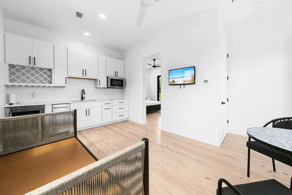 Private Heated Pool, Pet friendly, Bikes, LSV #144