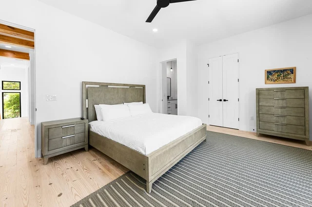 BEDROOM image 1
