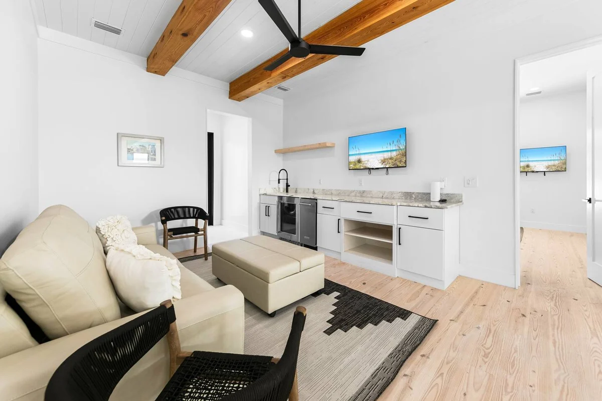 Private Heated Pool, Pet friendly, Bikes, LSV #103