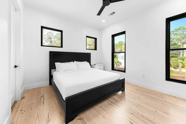 BEDROOM image 1