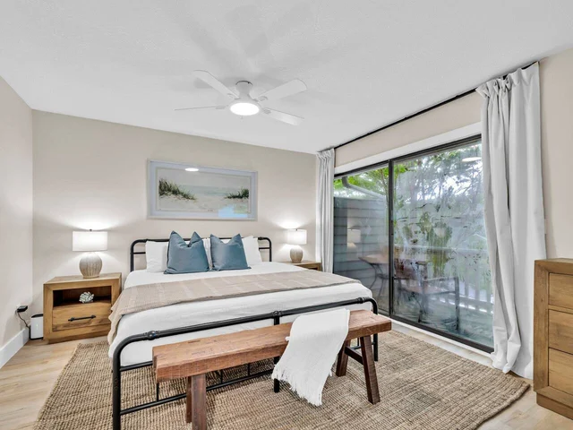 BEDROOM image 1