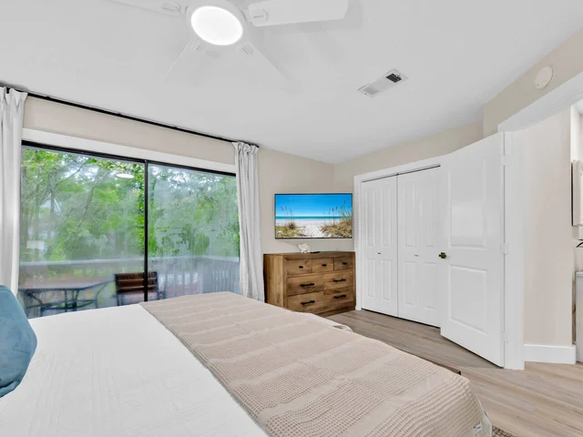 BEDROOM image 1