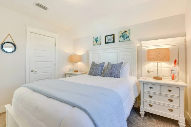 BEDROOM image 1