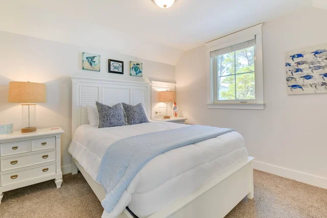 BEDROOM image 1