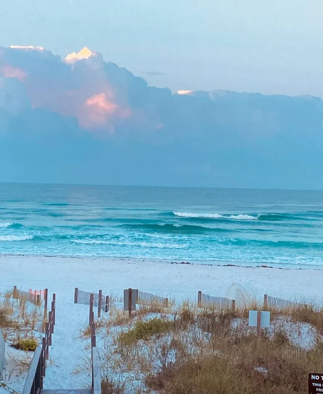 Walk 2 Private Beach, Private Pool, Bikes, Grayton #106