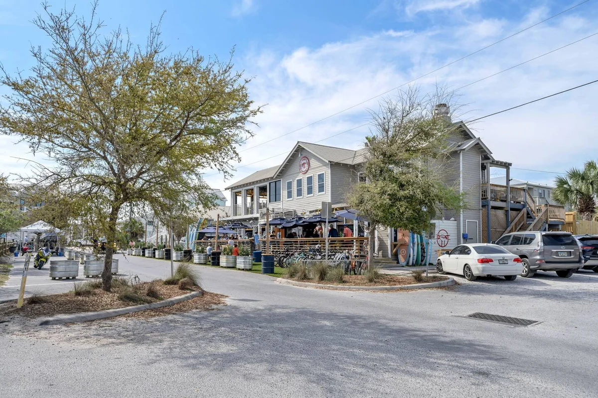 Walk 2 Private Beach, Private Pool, Bikes, Grayton #113