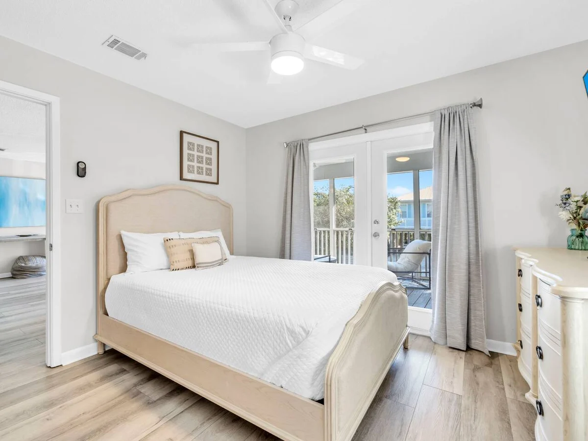 Walk 2 Private Beach, Private Pool, Bikes, Grayton #36