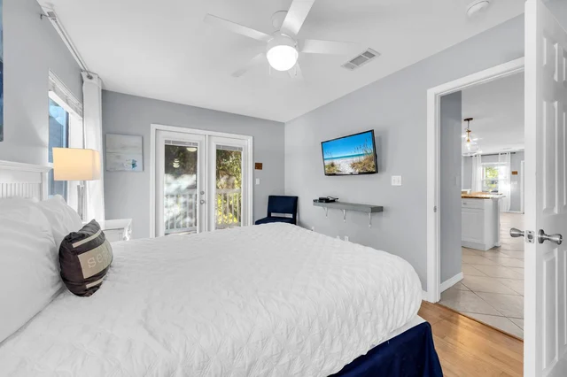 BEDROOM image 1