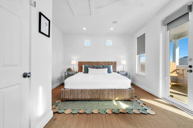 BEDROOM image 1