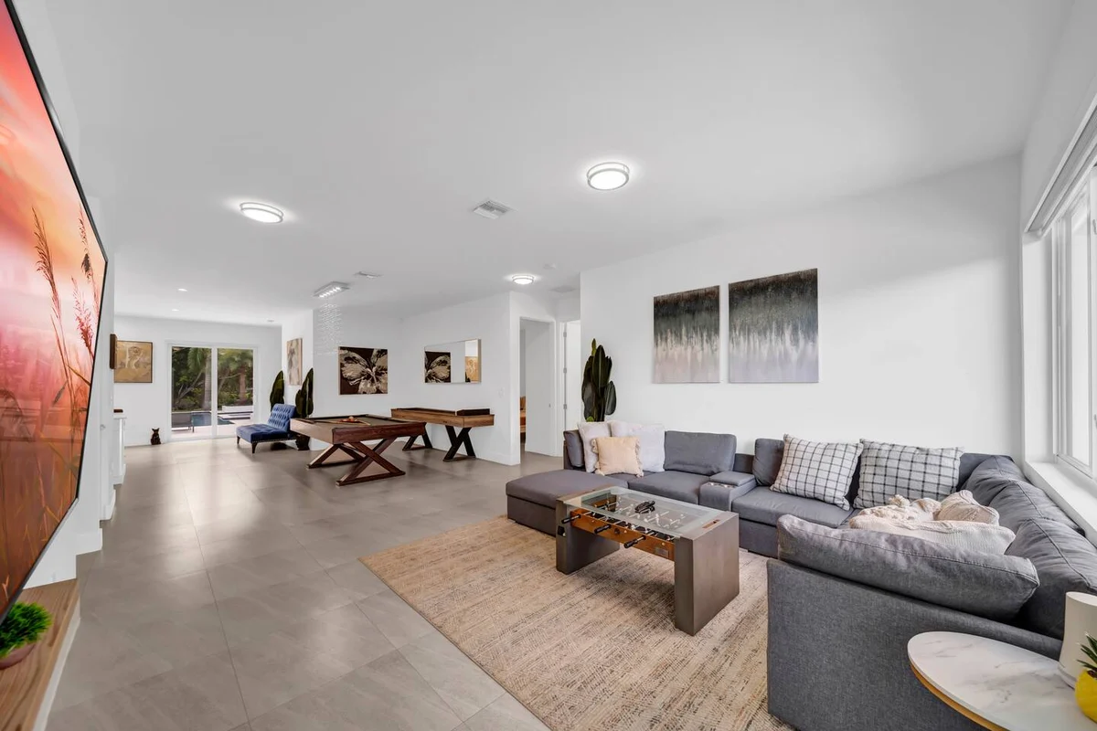 Home in Miami property photo 5
