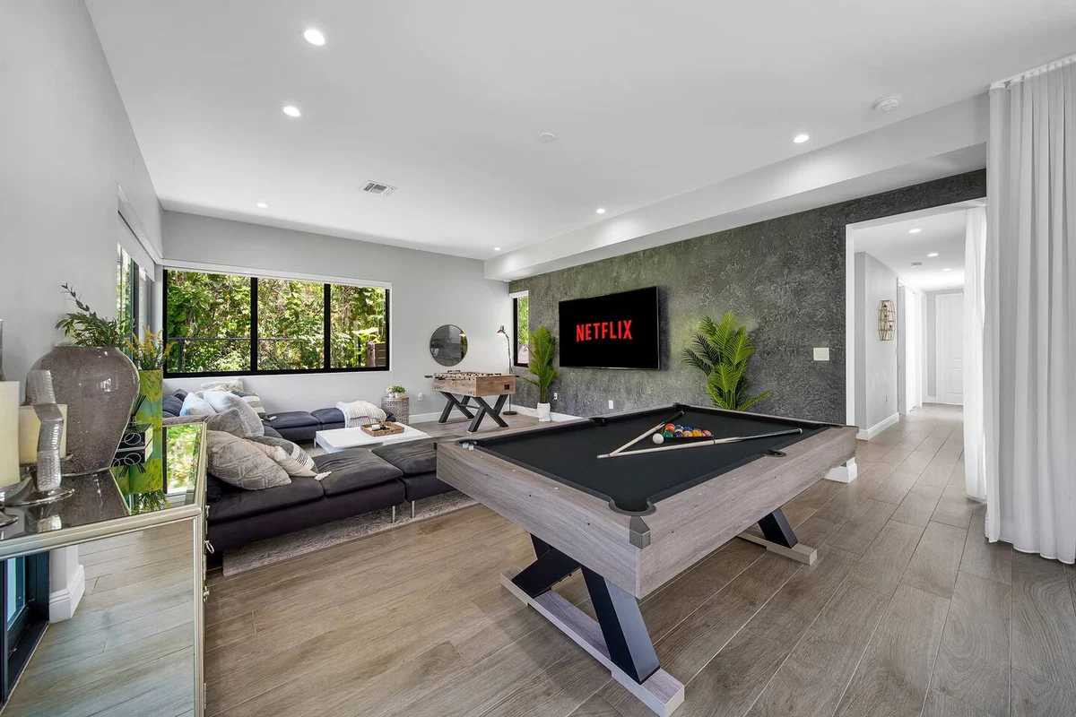 Home in Miami property photo 2