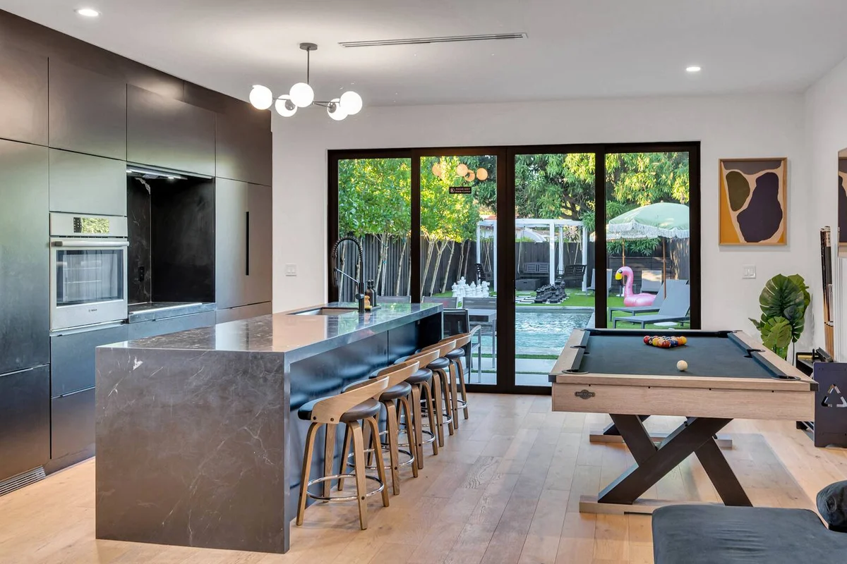 Home in Miami property photo 3