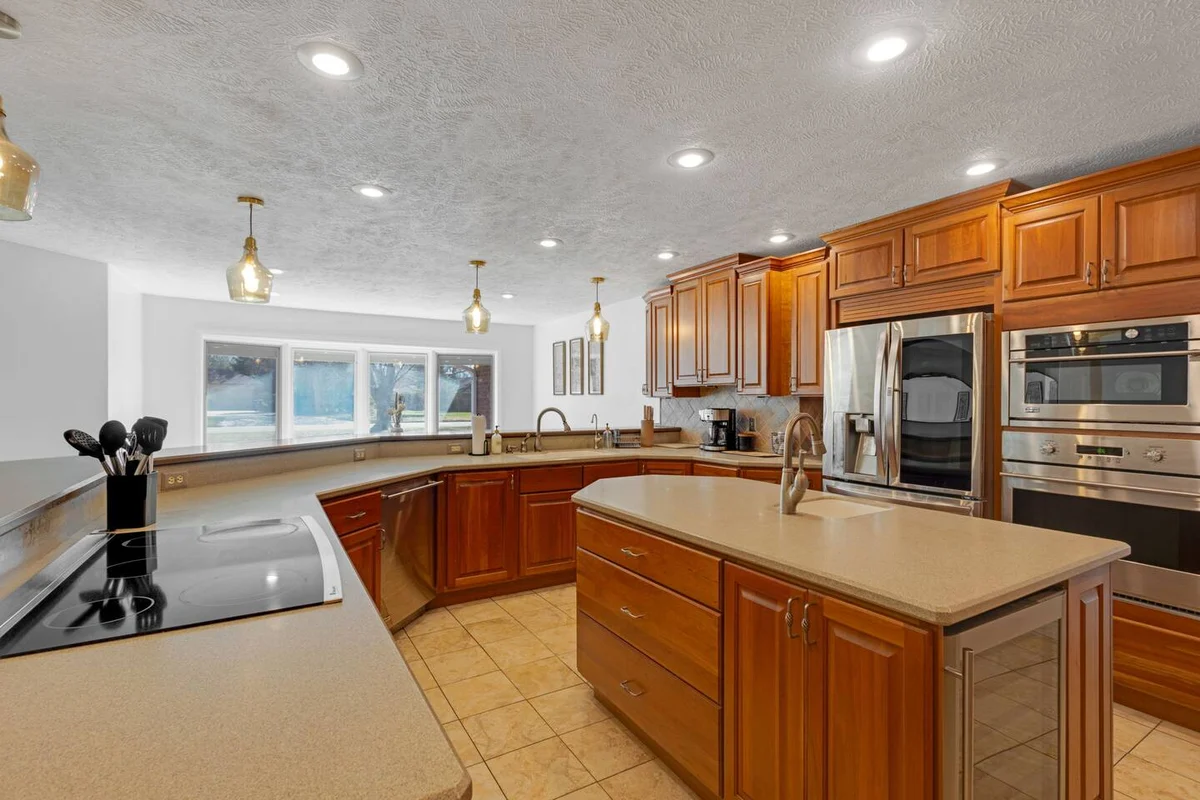 Home in Terre Haute property photo 3