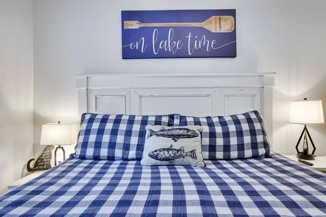 BEDROOM image 1