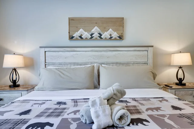 BEDROOM image 1