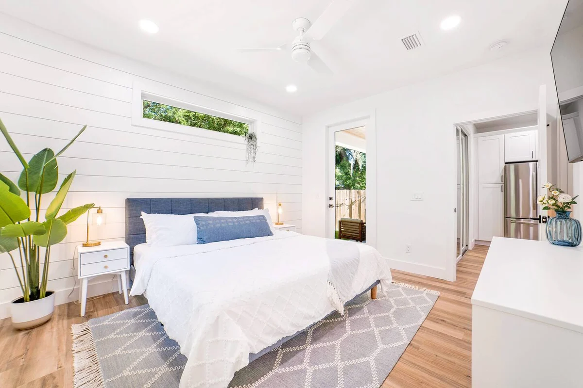Sunshine Duo — Two Coastal Homes Just Down the Road #6