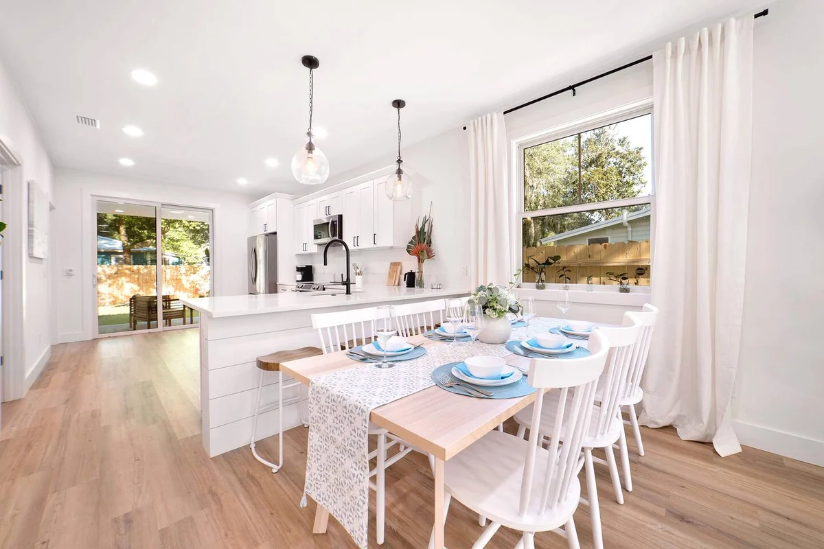 Sunshine Duo — Two Coastal Homes Just Down the Road #32