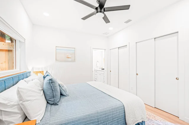 BEDROOM image 1