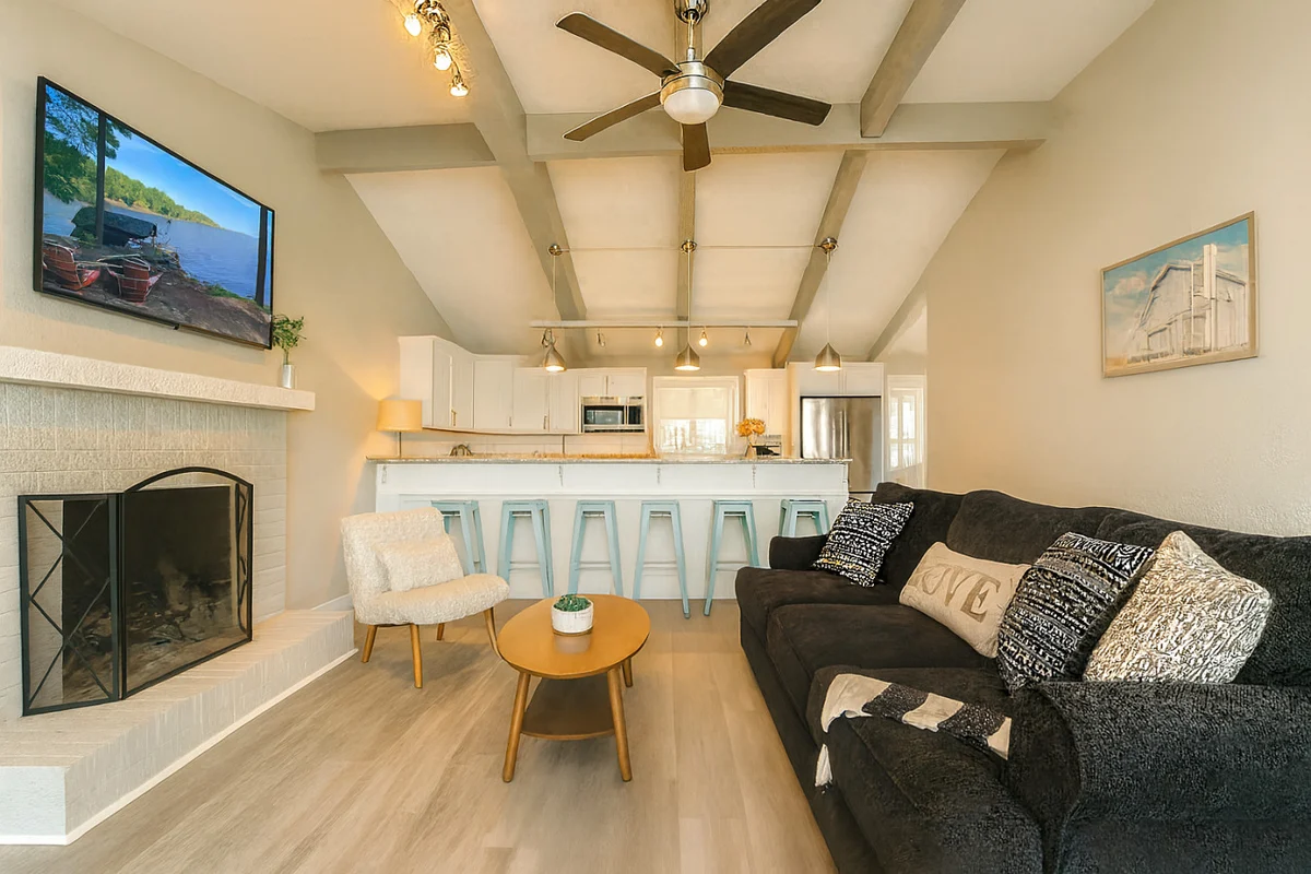 Big Water View property photo 5