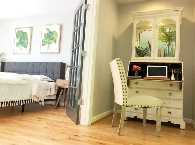 Bedroom 3 image 1