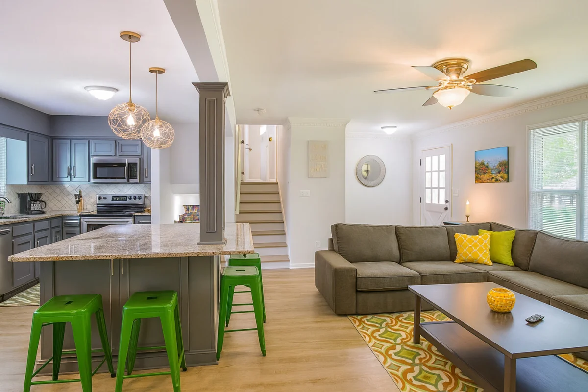Marvelously Modern property photo 2