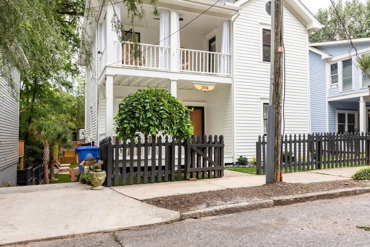 Home in Atlanta property photo 3