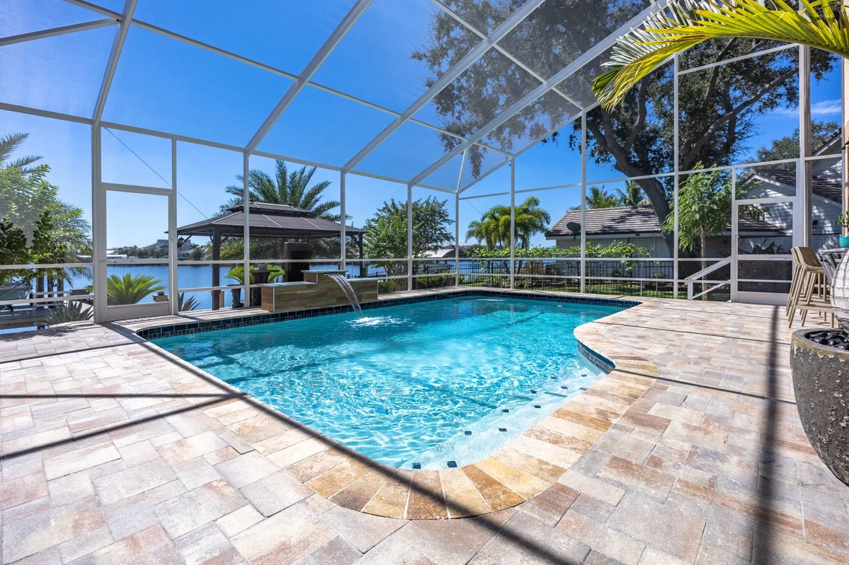 Home in Apollo Beach property photo 5
