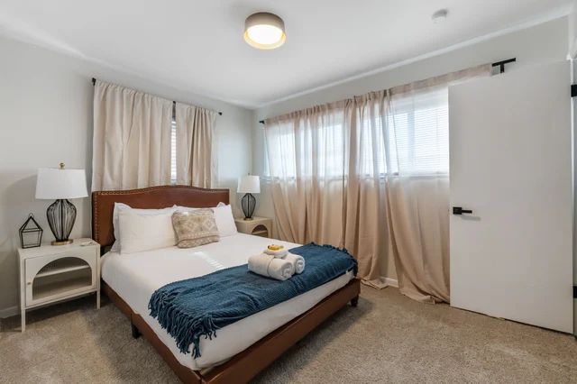 Bedroom 1 image 1