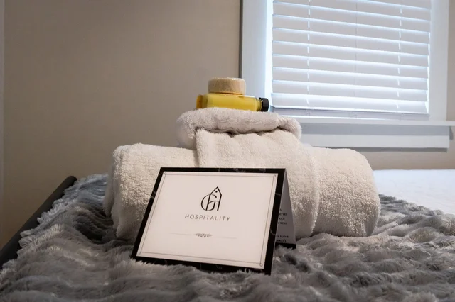 Bedroom 1 image 1