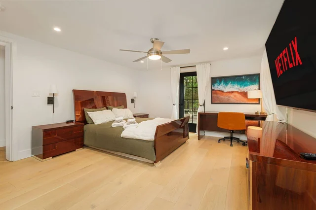 BEDROOM image 1