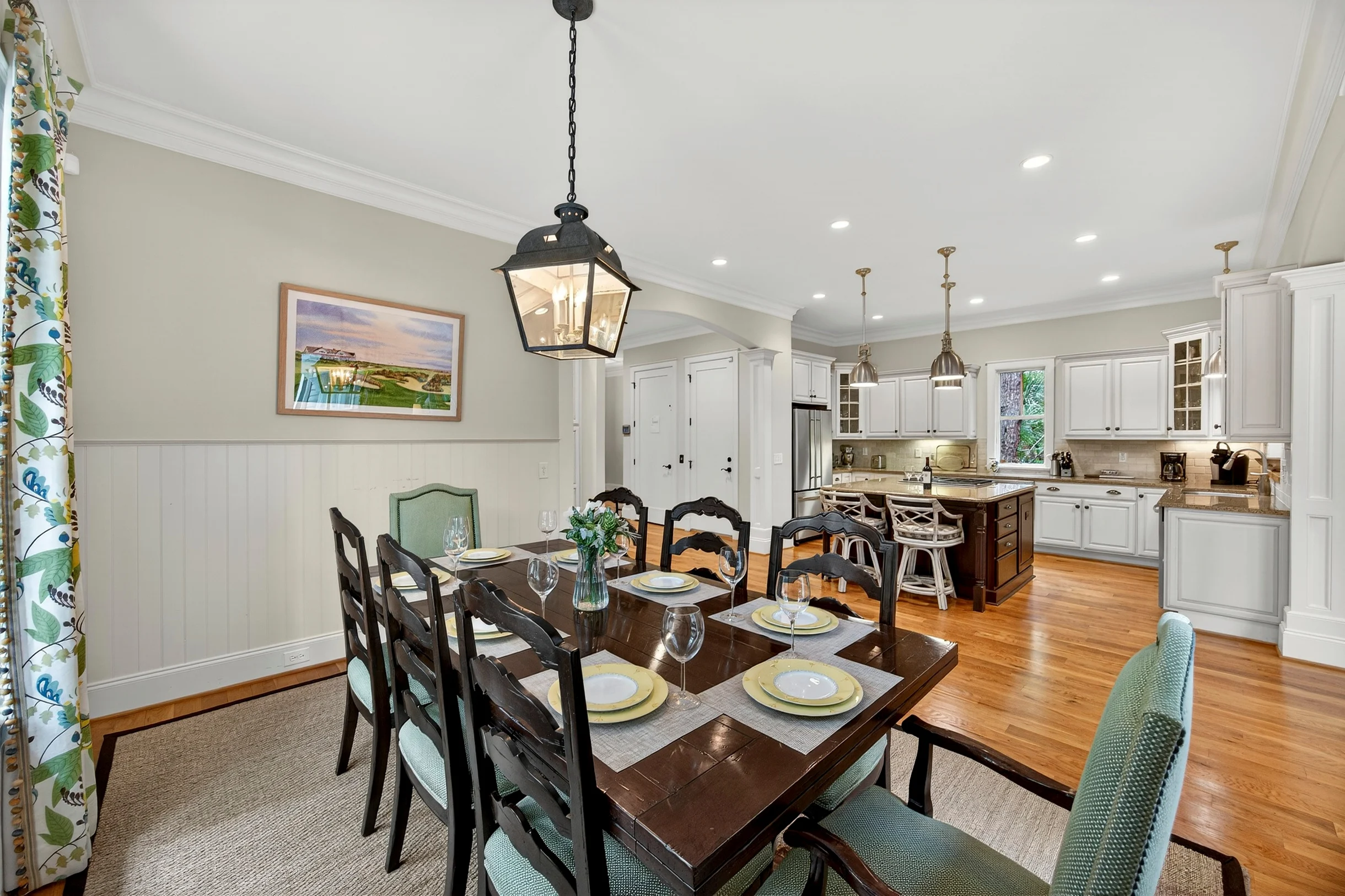 BERK37: 37 Berkshire Hall #106
