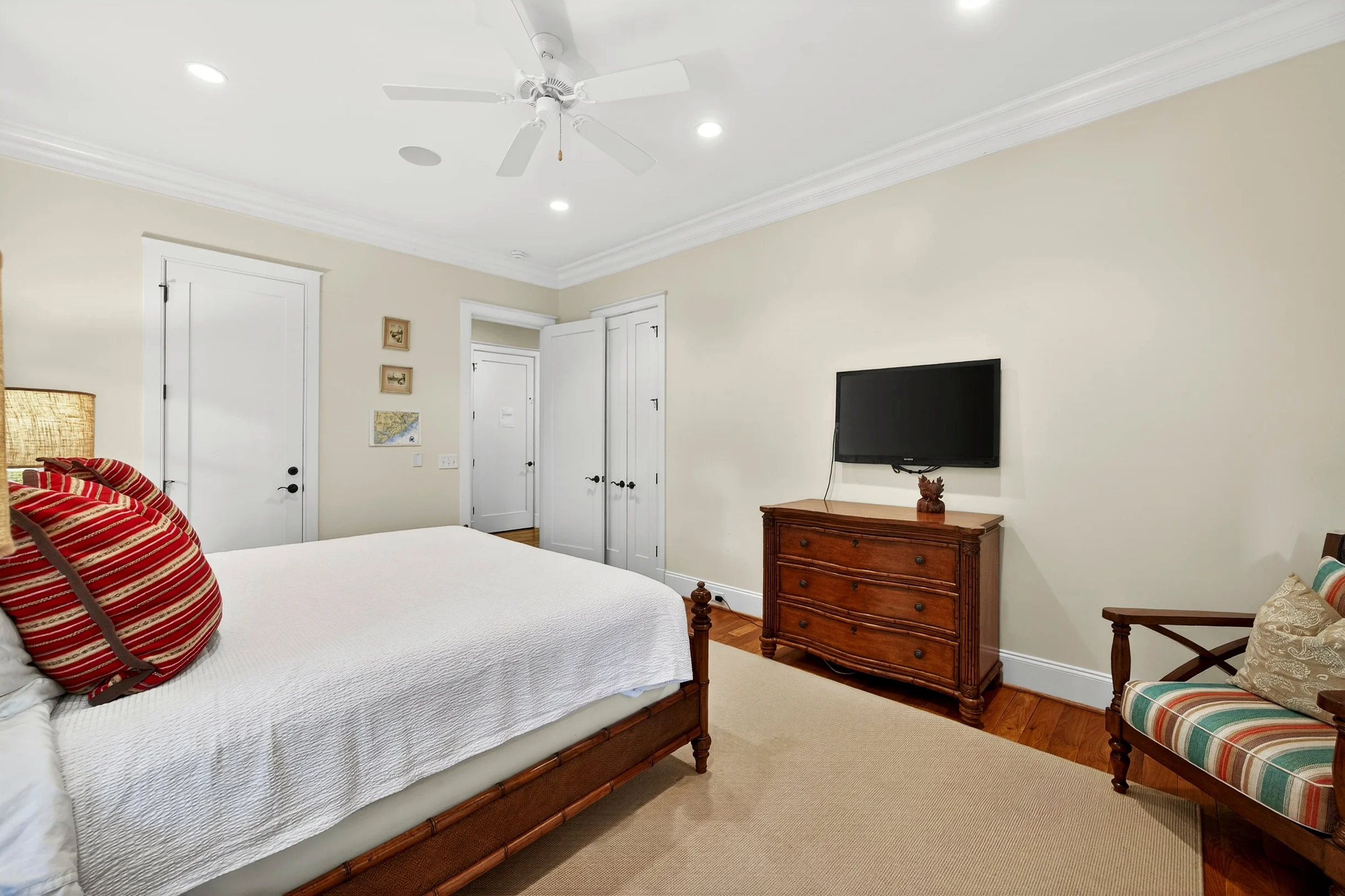 BERK37: 37 Berkshire Hall #86