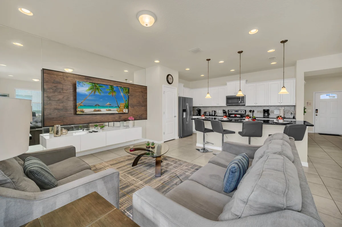 Townhome in Kissimmee property photo 3