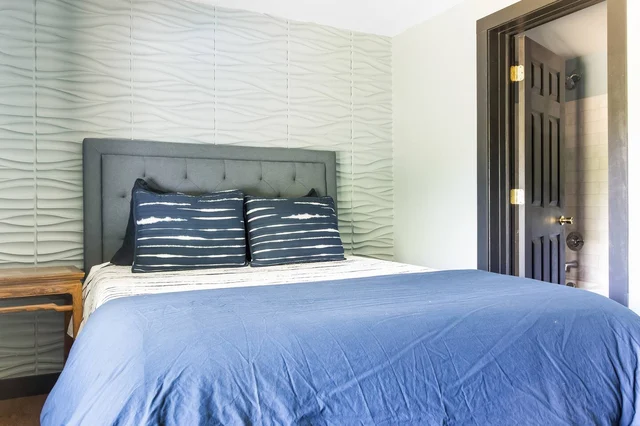 BEDROOM image 1