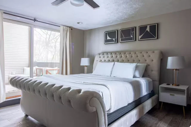 BEDROOM image 1