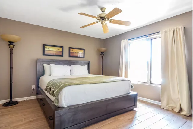 BEDROOM image 1