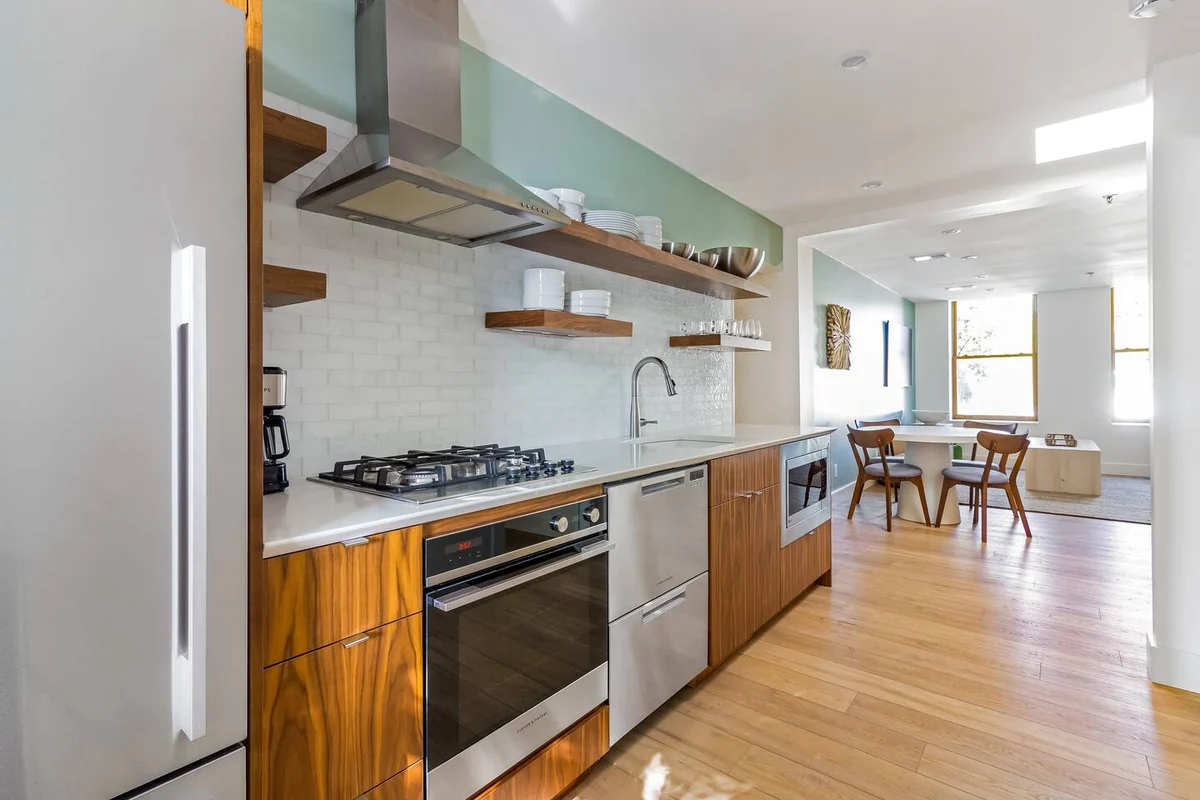 Apartment in Saugatuck property photo 4
