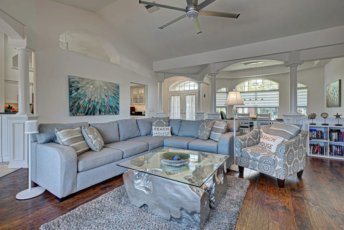 Home in Rotonda West property photo 3