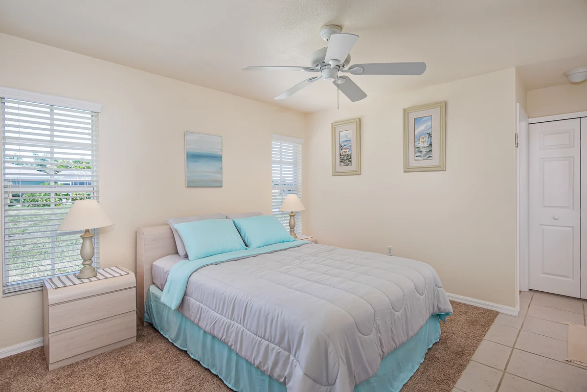 Bedroom 1 image 1