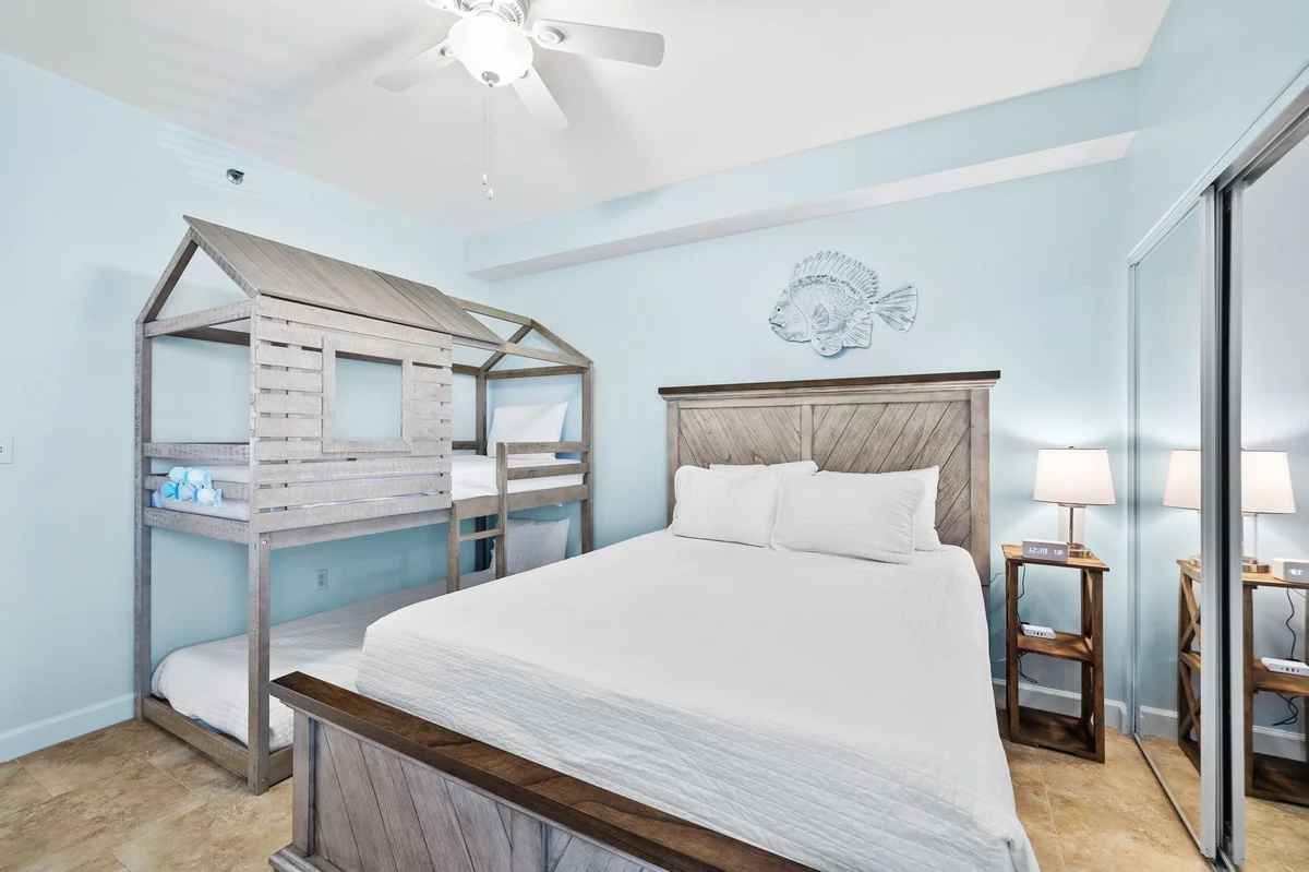 Bedroom 1 image 1