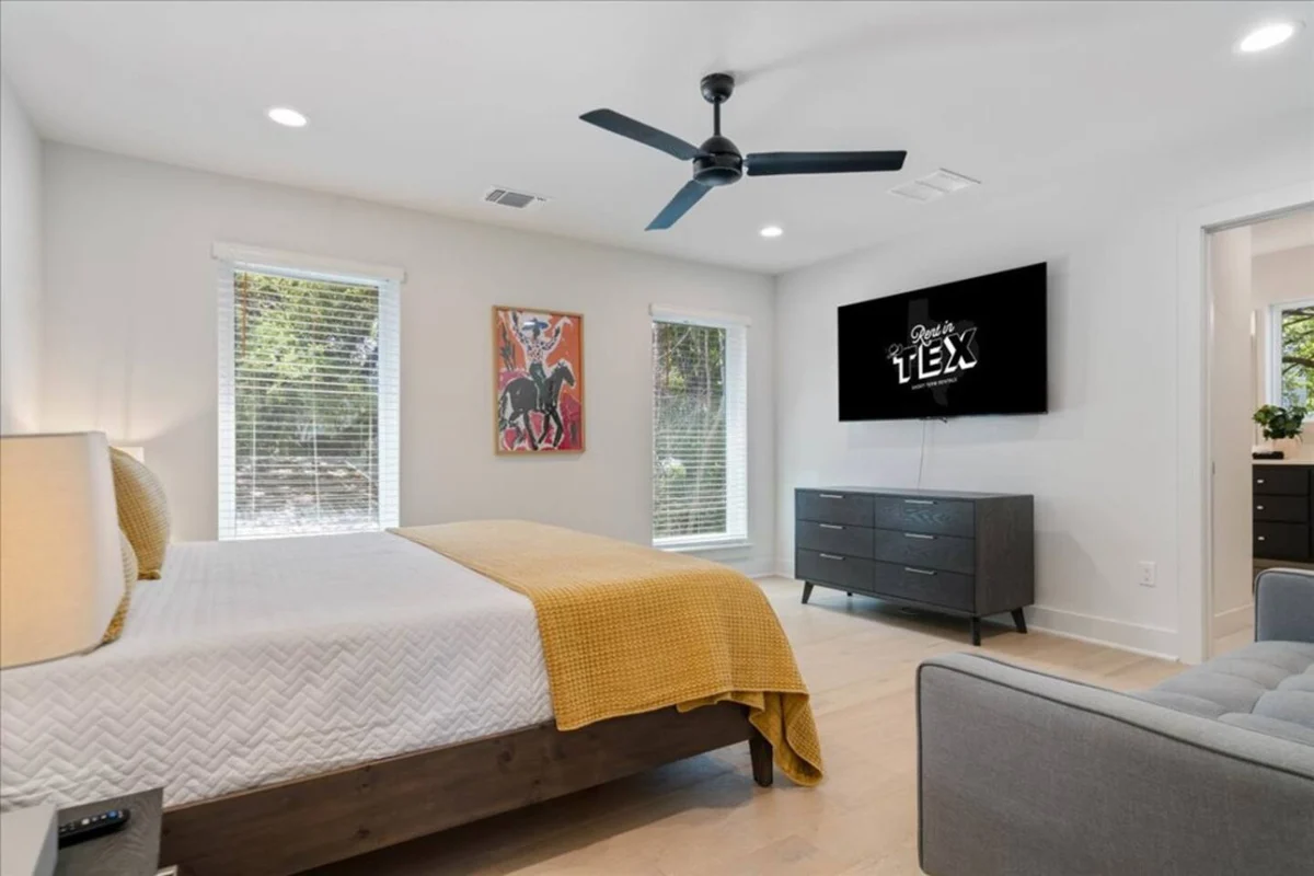 Bedroom 4 image 1