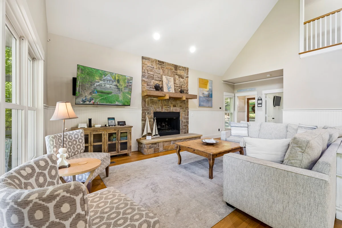 Home in Sherrills Ford property photo 4