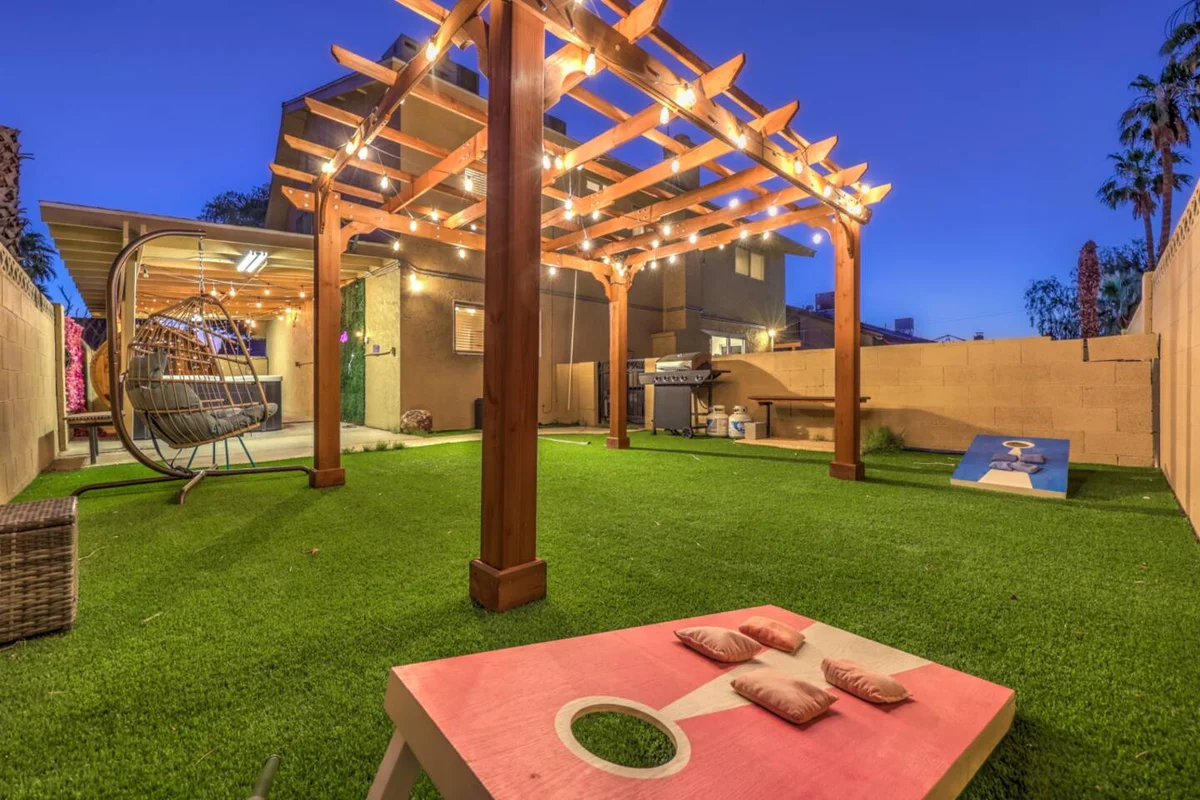 Oasis near STRIP-Lap Pool, Spa, Sauna, Poker, Deck #89