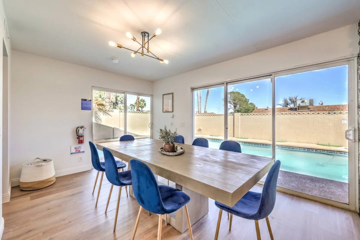 Oasis near STRIP-Lap Pool, Spa, Sauna, Poker, Deck #53